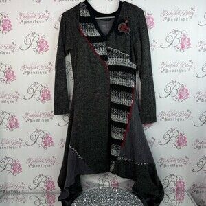 Linea Domani dress fairy hem sweater style flower 3D detail Gray Knit Sweater